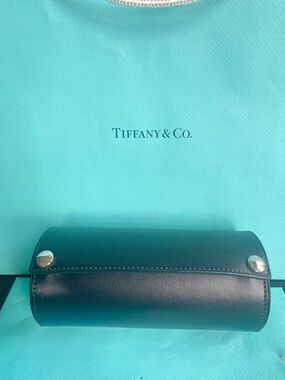 Tiffany & Co. black leather watch accessory. Authentic. Very good condition.